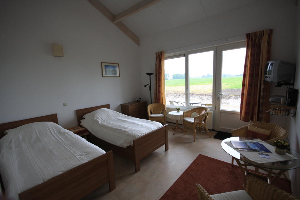 Boerderij "De Verwondering" Goudriaan Номер фото